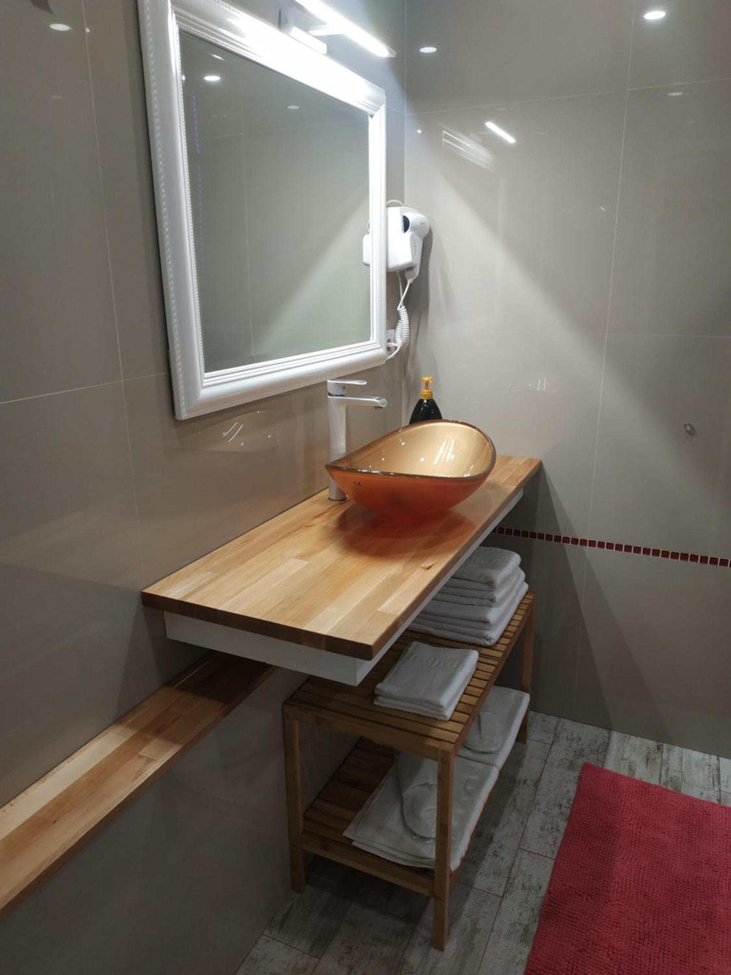 Voyage Cubic Adults Only Apartamento *